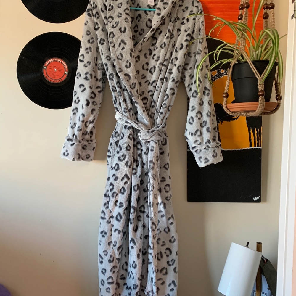Sleep Chic bath robe | size L